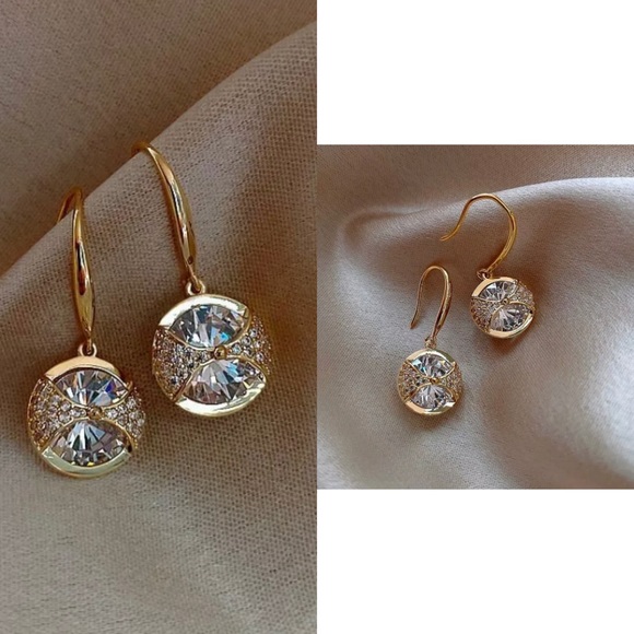 HOT Paved Petite Crystal Dangle Drop Gold Earrings - Picture 6 of 6